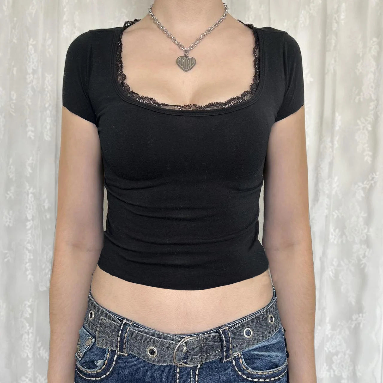 Women's Lace Trim Crop Top, Short Sleeve Scoop Neck Solid Color